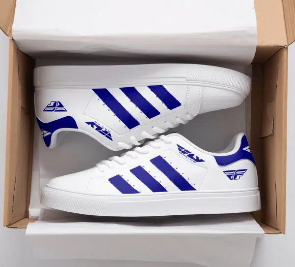 Stan Smith  -  Fly Racing  -  Navy - Image 2